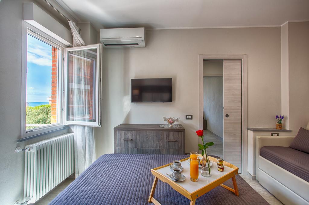 Versilia Residence Lido di Camaiore Extérieur photo